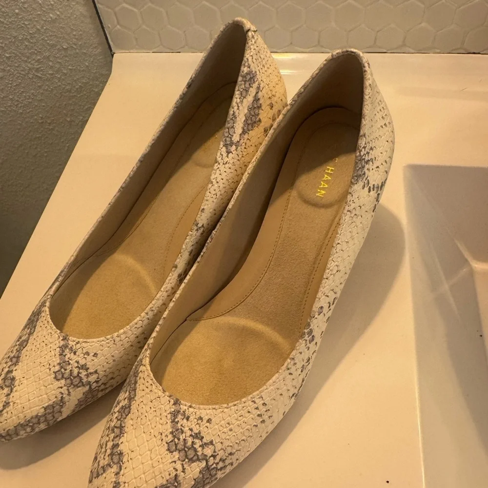 Cole Haan step out